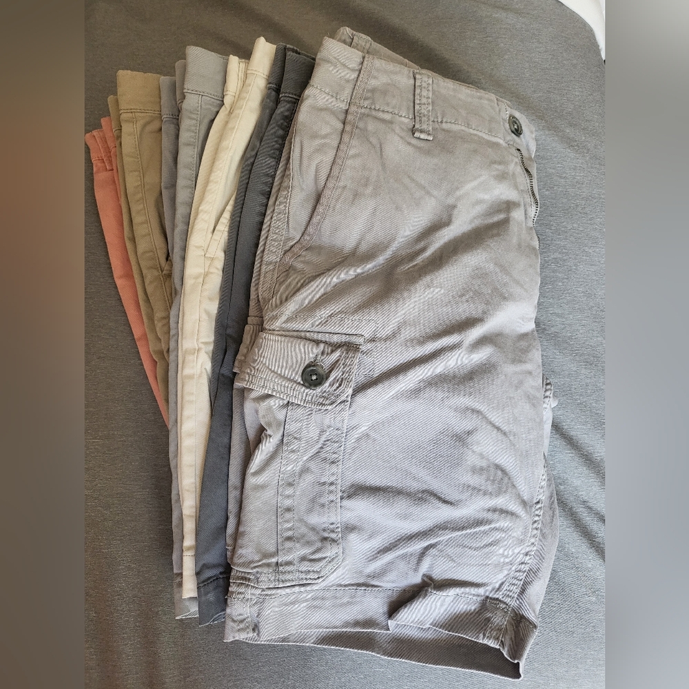 LOT of mens shorts (10 pairs)